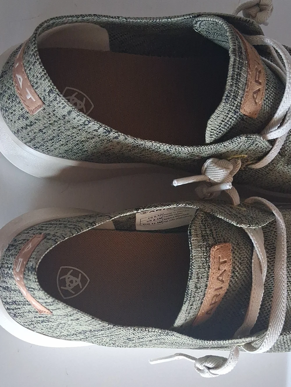Mens ARIAT Olive Green Knit Slip-On Loafers with Off-White Sole WORN ONCE